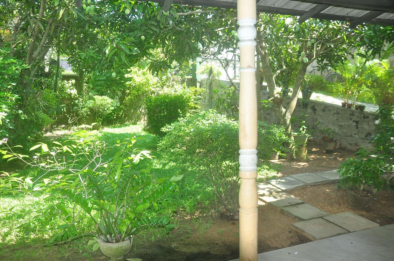 Nisadi Villa Bentota Extérieur photo